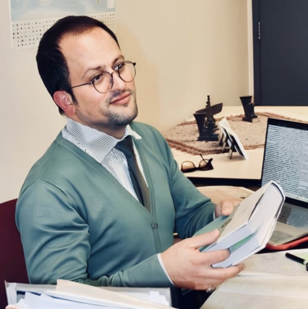 Dr. Duman Riyazi